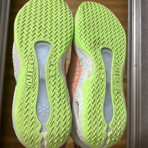 Nike Cosmic Unity Men's Size 10US Apricot Agate/Black-Lime Glow DA6725-800 Shoes - Picture 10 of 16